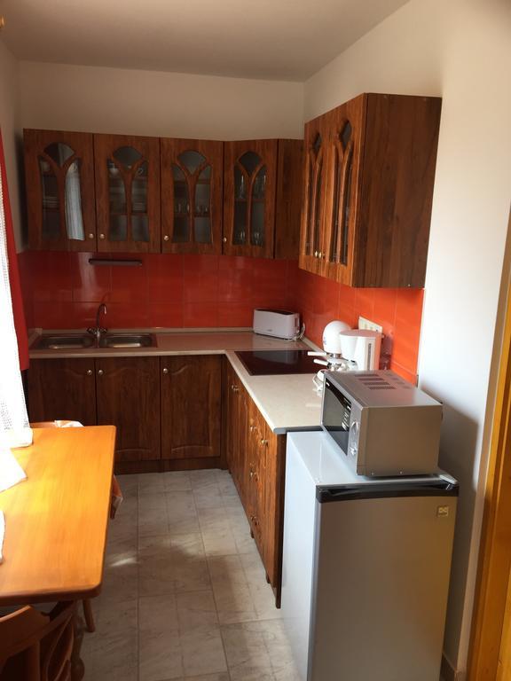 Aqua Thermal Soterapia Es Apartmanhaz Püspökladány Ruang foto